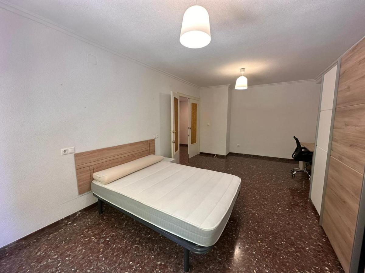 Piso 4 Dormitorios Centrico Con Gran Terraza San Juan  Luaran gambar