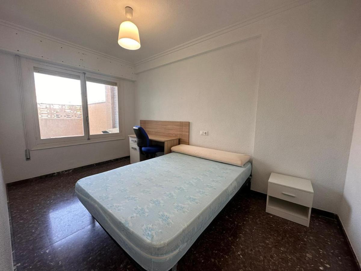 Piso 4 Dormitorios Centrico Con Gran Terraza San Juan  Luaran gambar